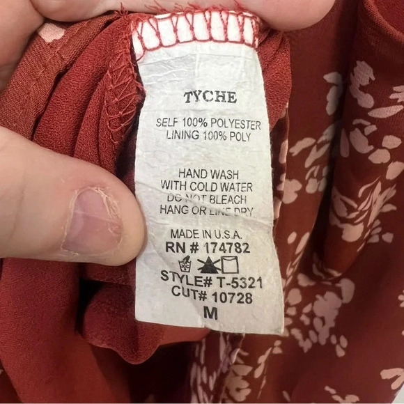 Vici racer back loose fit patterned tank with adjustable spaghetti straps size M - Picture 6 of 6